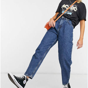 Topshop • Balloon Tapered Leg Jeans In Mid Blue